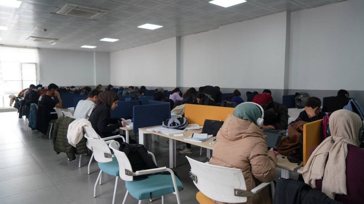 Adıyaman'da öğrenciler AKEM'de başarıyı yakalıyor - Videolu Haber