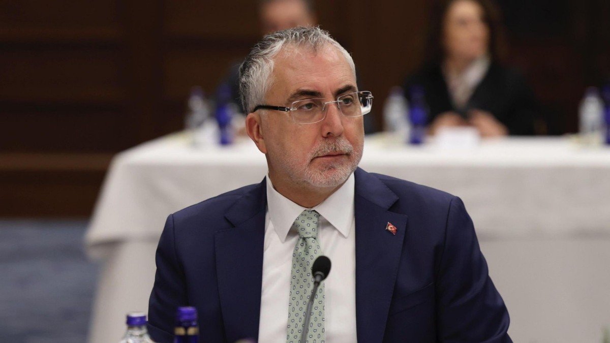 Bakan Işıkhan açıkladı: İşsizlik 2025'te 13 yılın en düşüğüne geriledi