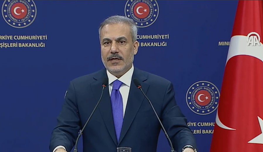 Bakan Hakan Fidan Dört Ülkenin Bakanıyla Görüştü