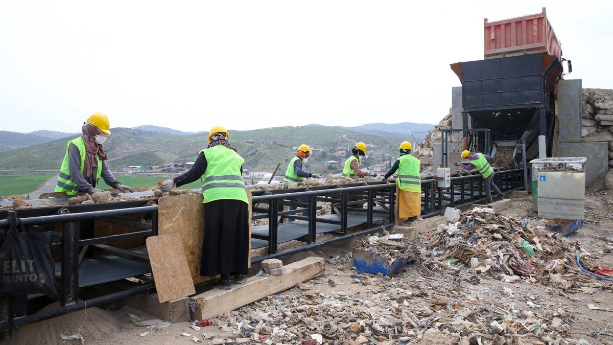 Kahramanmaraş Belediyesi modern tesislerle atık yönetimini güçlendiriyor