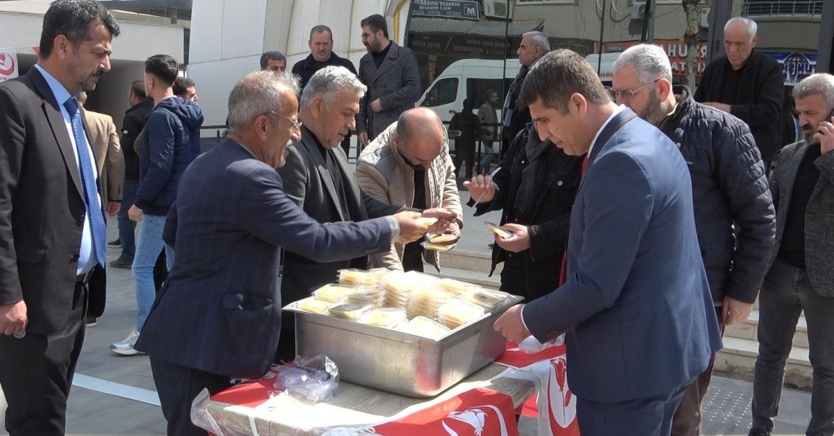 Muhsin Yazıcıoğlu için Adıyaman'da mevlit okutuldu - Videolu Haber