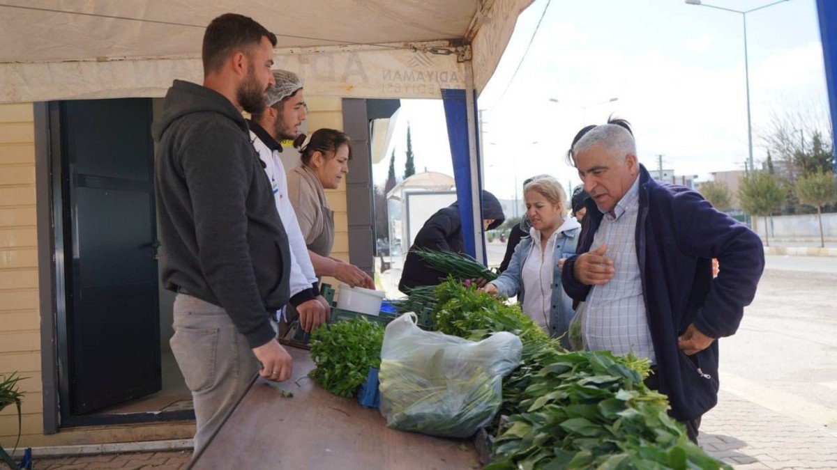 Adıyaman Belediyesi'nden uygun fiyatla 'taze sebze' satışı - Videolu Haber