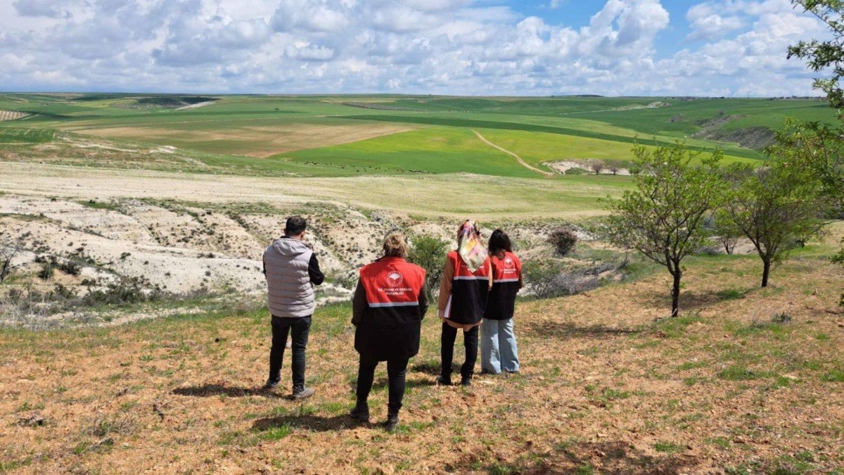 Adıyaman'da meralarda iyileştirme çalışmaları sürüyor
