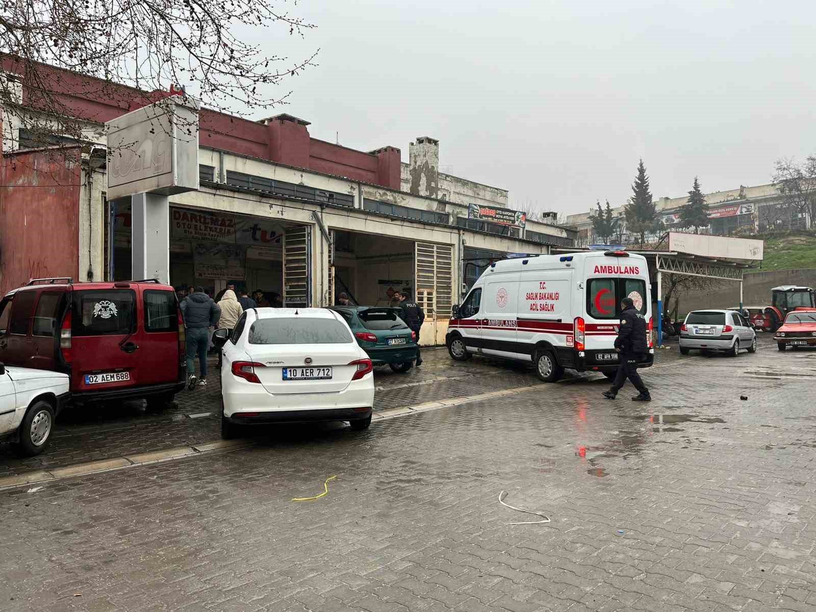 Besni'de silahlı kavga: 1 yaralı