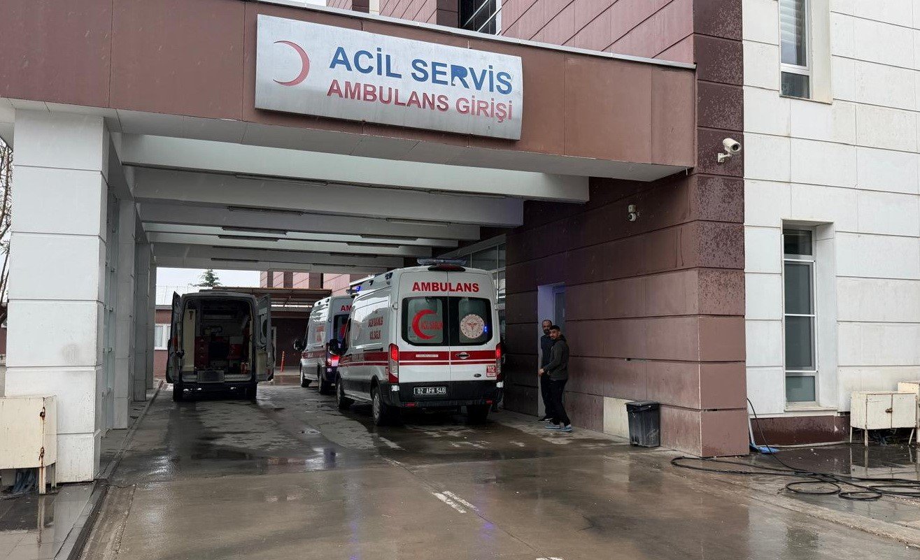 Çamaşır ipleri genç kızın hayatını kurtardı