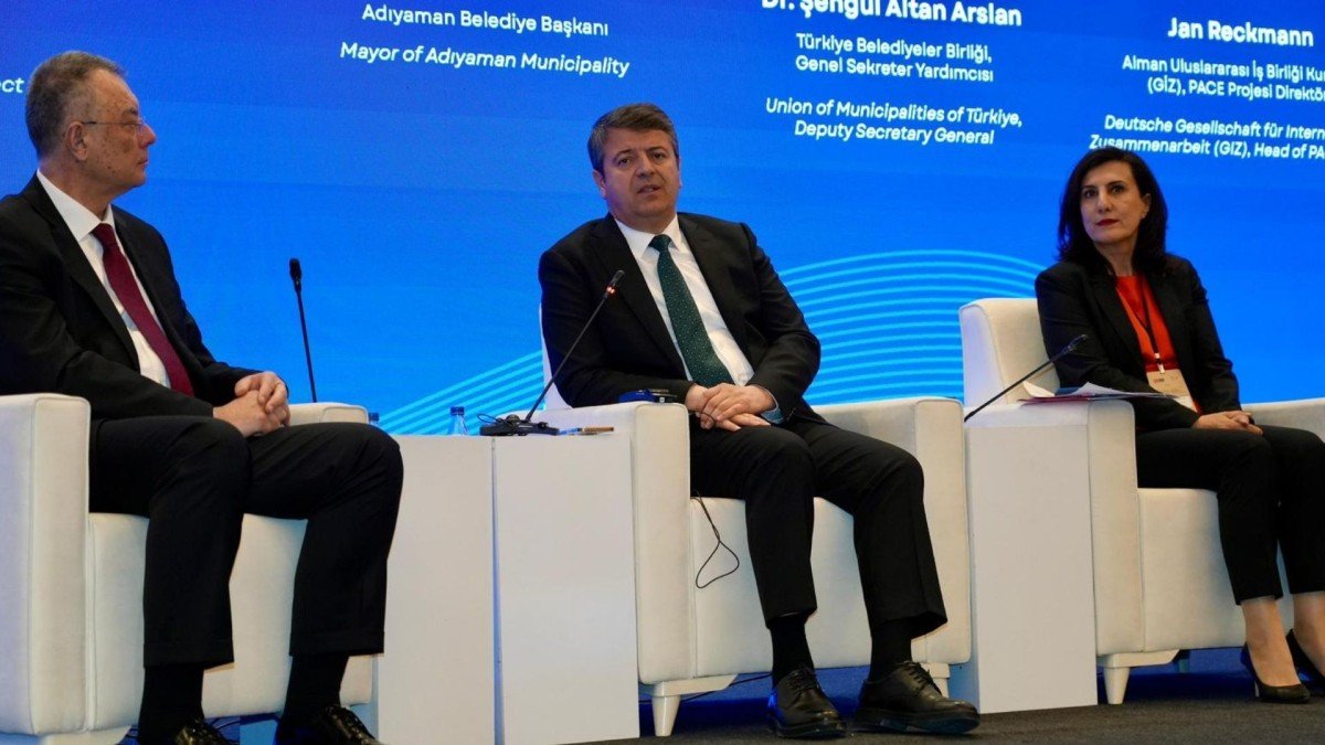 Başkan Tutdere Hatay’da Konuştu: Deprem Sonrası Dayanışma Vurgusu