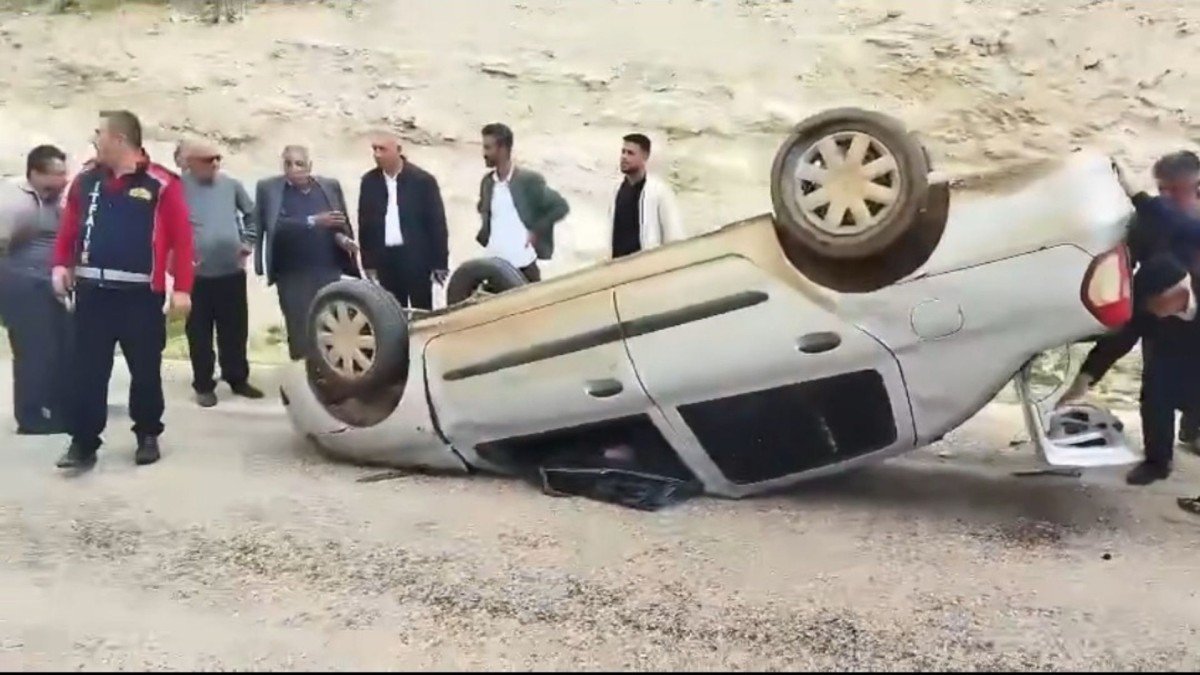 Besni'de otomobil takla attı: 1 ağır yaralı