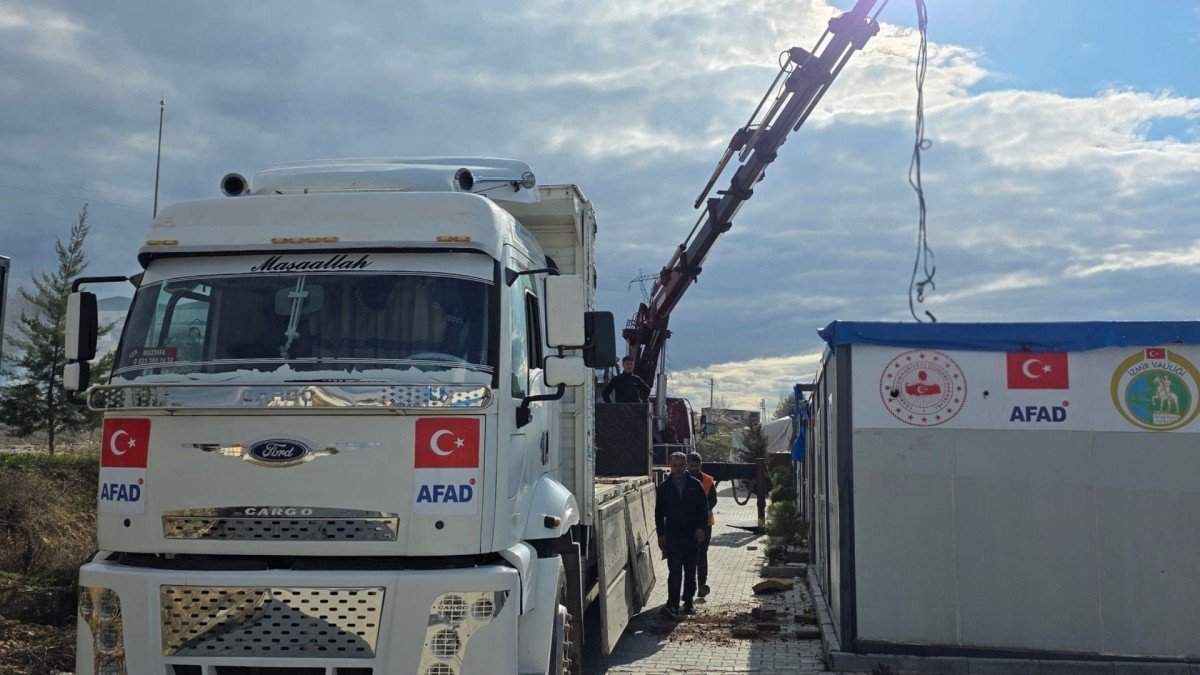 Gölbaşı’nda İzmir Konteyner Kent Tahliye Edildi