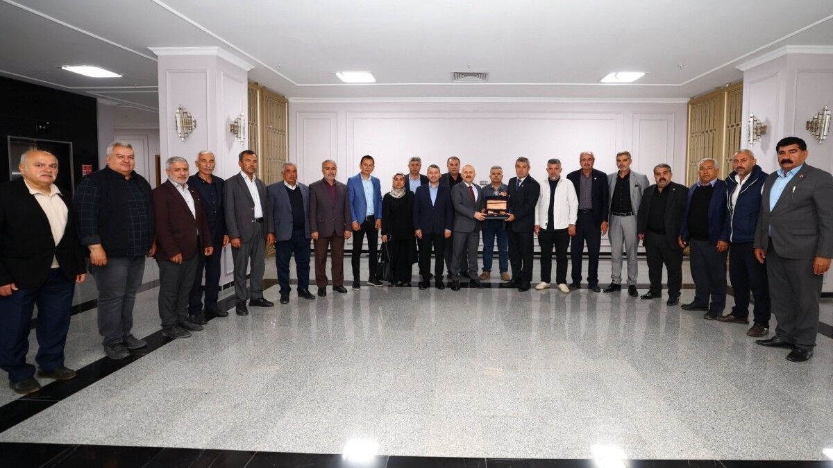 Adıyaman'da Muhtarlardan Vali Varol’a Veda Ziyareti