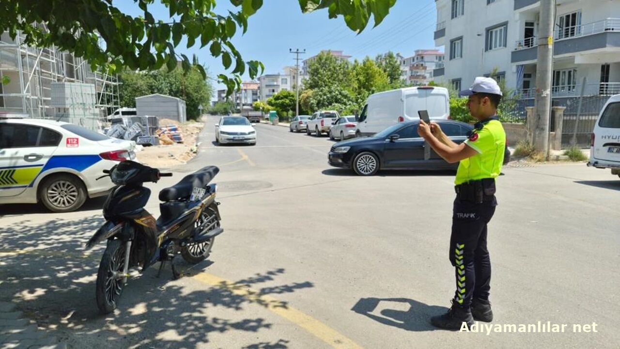 Adıyaman'da Kavşakta Motosiklet Kazası