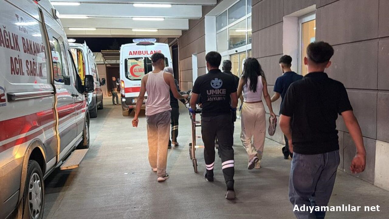 Adıyaman'da "Ne Bakıyorsun" Kavgasında 3 Kişi Yaralandı