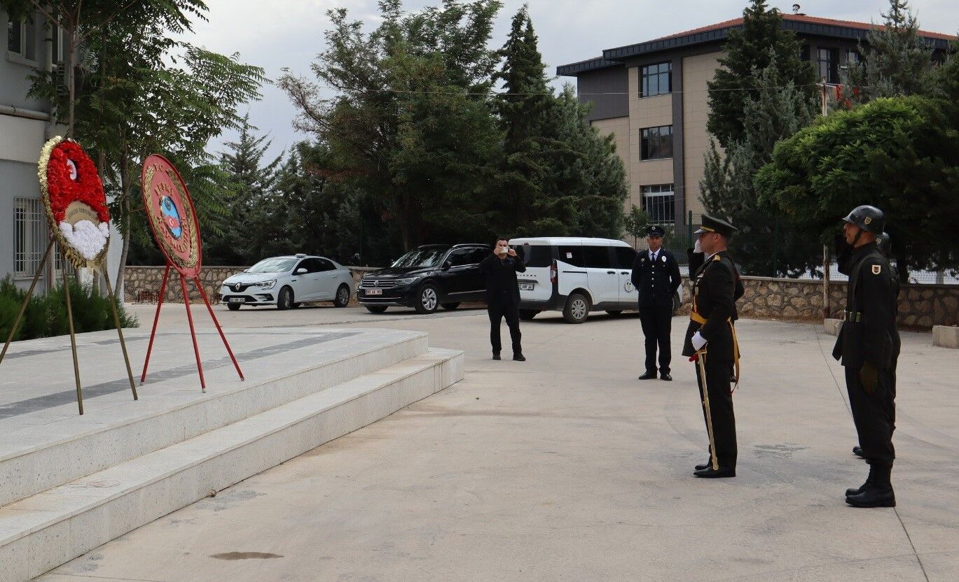 Besni'de 30 Ağustos Zaferi'nin 104'üncü yılı kutlandı