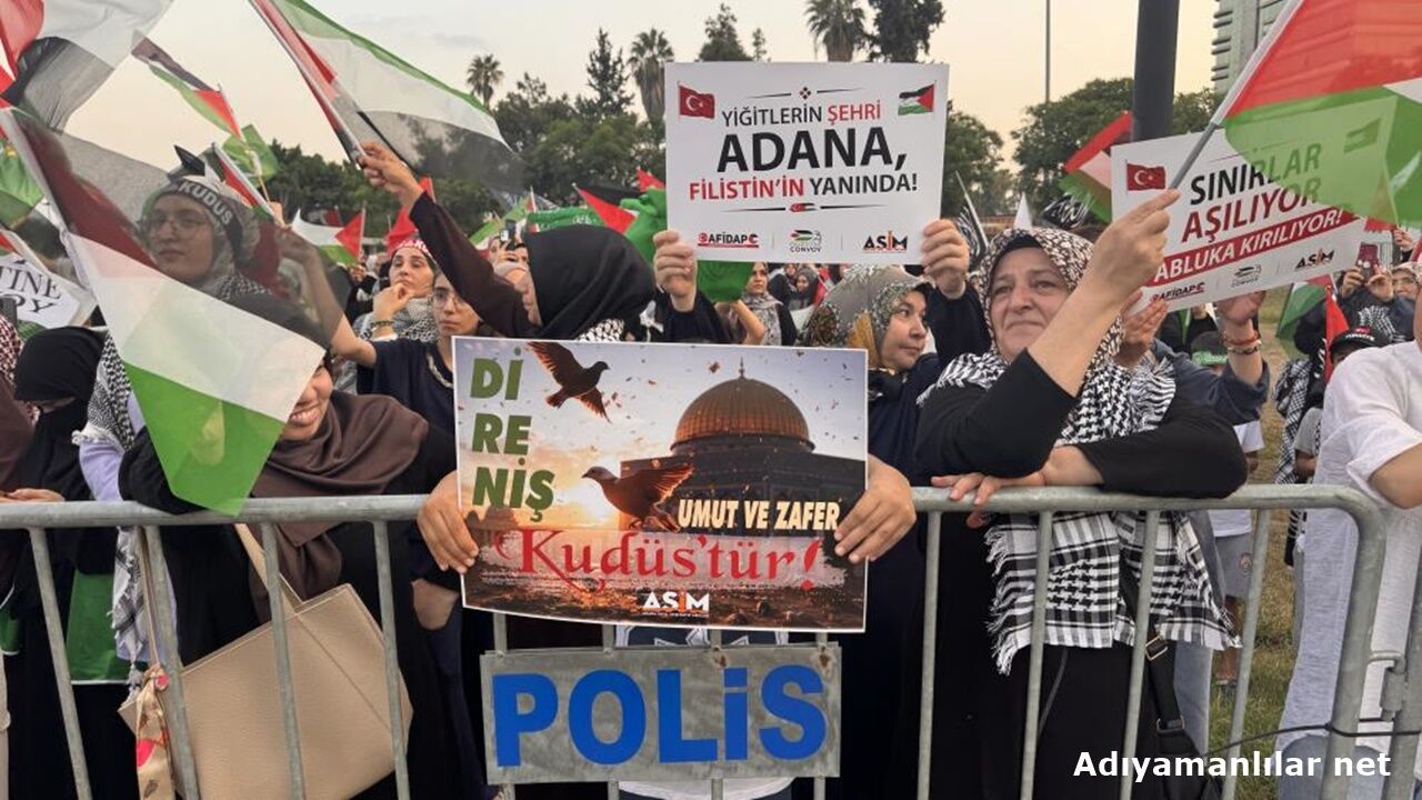Avrupa'dan Gelen Filistin Konvoyu Adana'da
