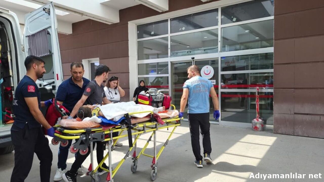 Balkondan Düşen 6 Yaşındaki Kız Çocuğu Ağır Yaralandı