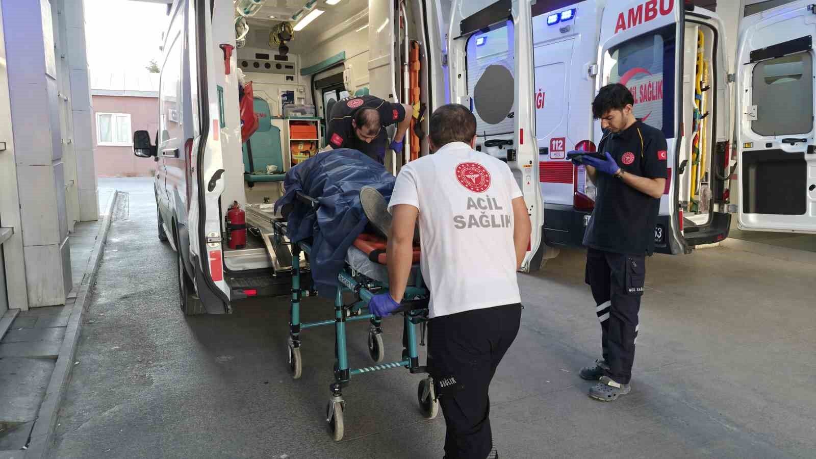 Adıyaman'da otobüs içerisinde düşen yolcu yaralandı
