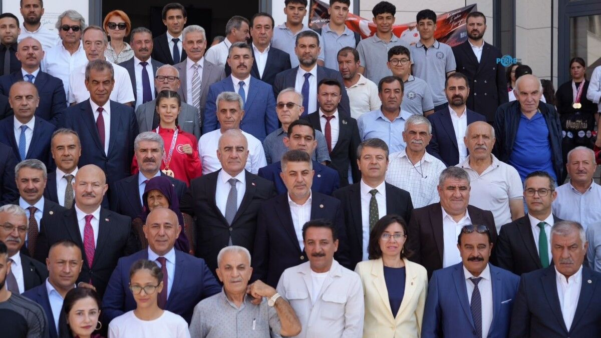 Başkan Tutdere'den eğitim vurgusu: 'İlim ve bilim kutup yıldızıdır'