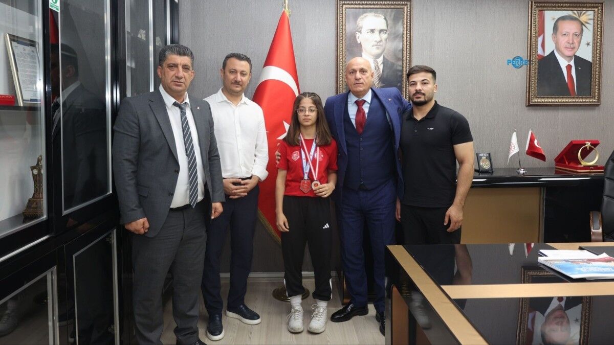 Kübra Selin Turgut, U17 Güreş Milli Takımı'na seçildi