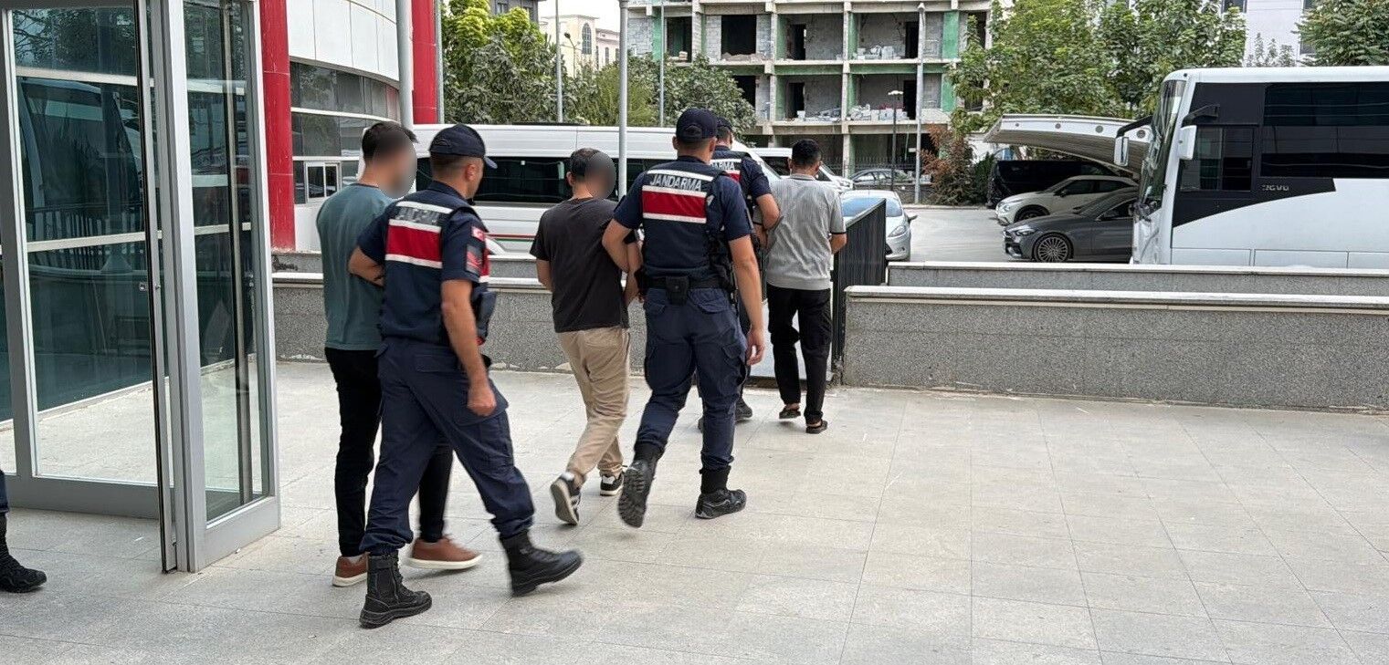 Adıyaman'da DEAŞ operasyonunda 5 şahıs tutuklandı