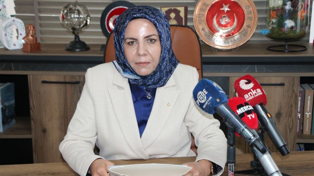 Fidan Karakuş: 'Yeni hastaneye görevlendirmeler sendikal aidiyete göre şekillendirilmemeli'