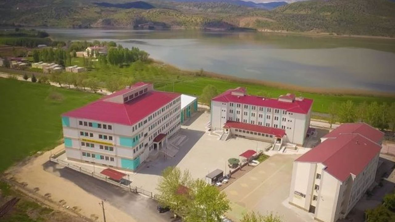 Gölbaşı İmam Hatip Fen ve sosyal bilimler lisesi proje okulu oldu
