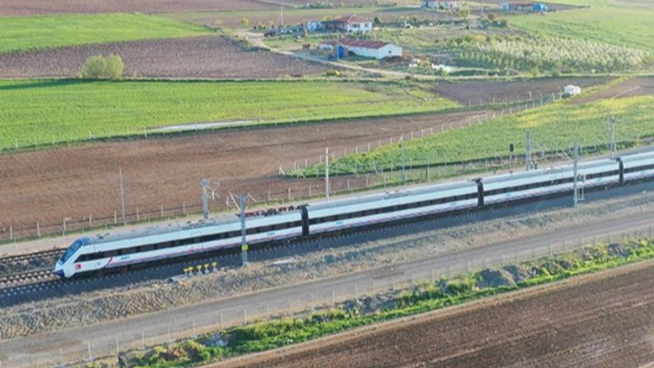 Erdoğan duyurdu... Ankara-Sivas Hızlı Treni 1 ay ücretsiz olacak
