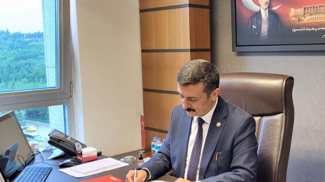 İYİ Partili Türkoğlu: Bir yıl doğal gaz sözü kısa sürdü!