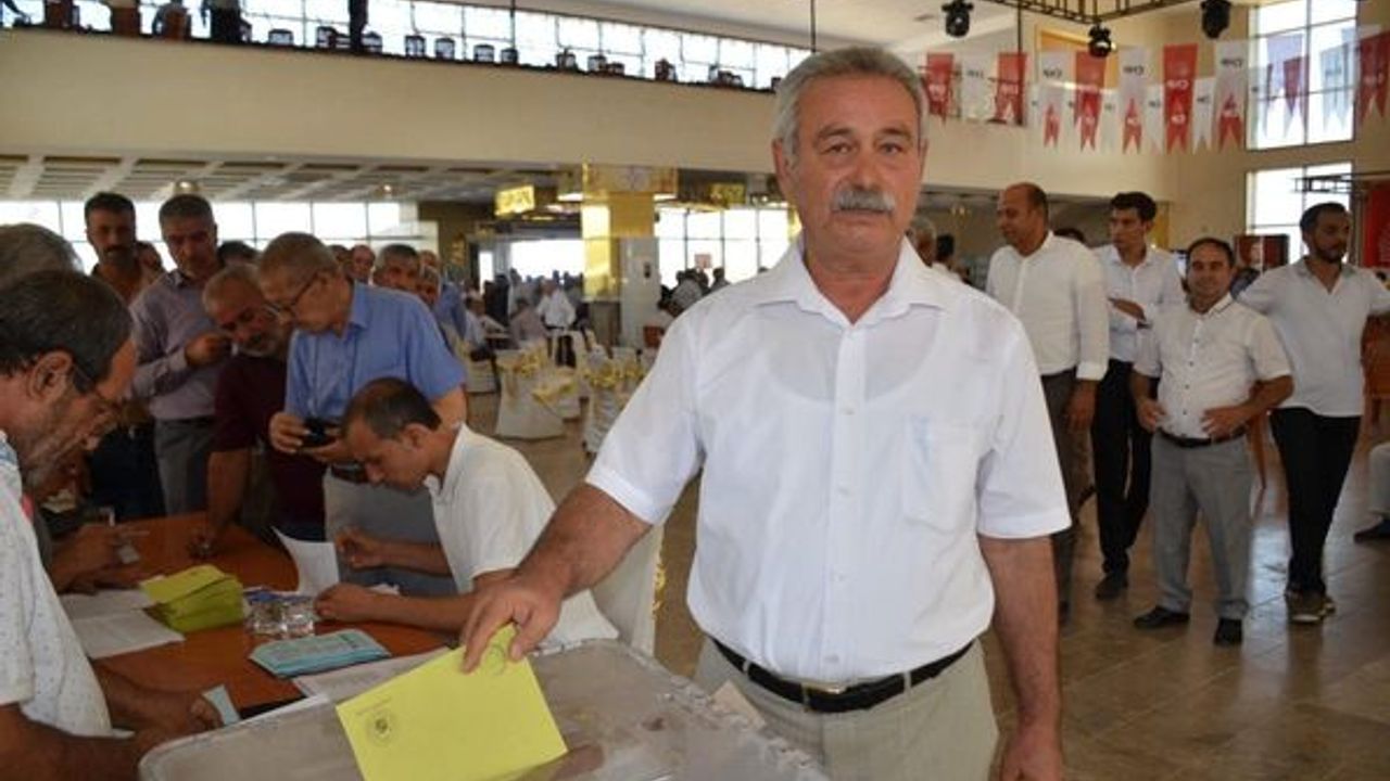 CHP Besni İlçe Başkanı Asım Öcal Oldu