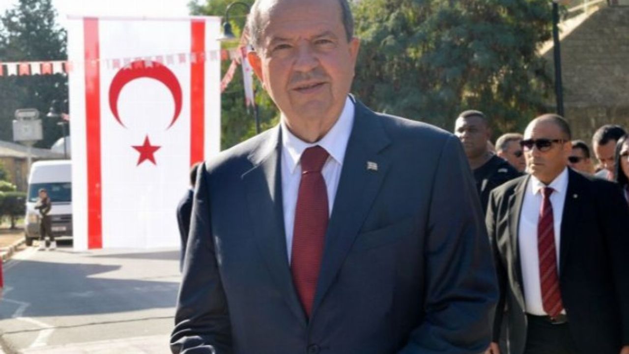 Ersin Tatar Kuzey Kıbrıs Türk Cumhuriyeti Türk halkının bağımsızlığının ifadesi...
