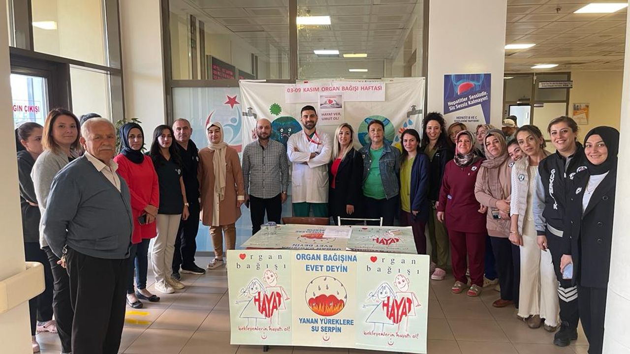 Besni'de 'Organ Bağışı Haftası' standına yoğun ilgi