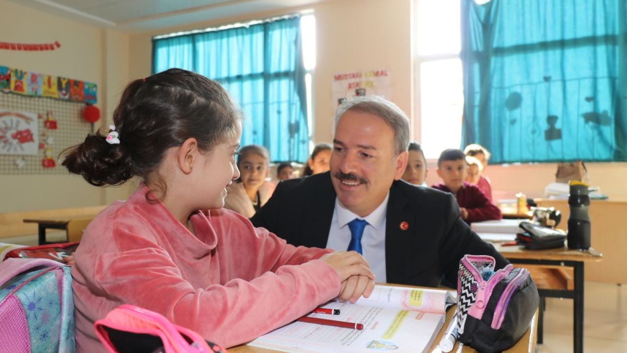 Milli Eğitim Müdürü Ali Tosun Çelikhan'da incelemelerde bulundu