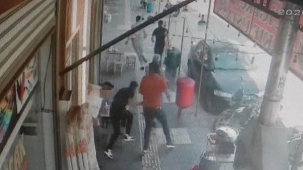 Kilis'te İş Yerinde Silah Ve Bıçaklar Konuştu