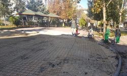 Şehir Merkezindeki parklar yenileniyor