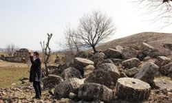 Heron kutsal alanı yivli sütunları ile gizemini koruyor