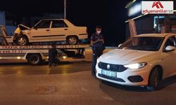 Adıyaman'da iki otomobil çarpıştı: 2 yaralı