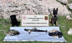 Kayalıklar arasında gizlenmiş roketatar bulundu 