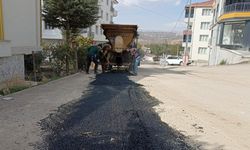 Gölbaşı'nda asfalt çalışmaları devam ediyor