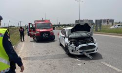 İki otomobilin karıştığı kazada 5 kişi yaralandı 