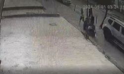 Kaldırımdaki çocuğa motosikletin çarpma anı güvenlik kamerasına yansıdı  - Videolu Haber