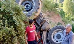Kahramanmaraş’ta traktör uçuruma yuvarlandı: 1 ölü 2 yaralı