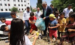 Kahta Belediye Başkanı Hallaç, öğrencilerle çöp topladı