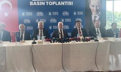 Bursa'da Başkan Bozbey, ‘Temmuz Ayı Basın Bilgilendirme Toplantısı’ düzenledi