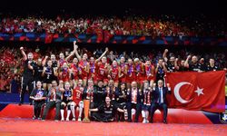 Paris 2024 Olimpiyat Oyunları’nda ülkemizi temsil edecek A Milli Kadın Voleybol Takımımızın 12+1 kişilik kadrosu açıklandı 