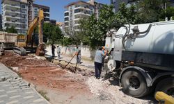 Deprem sonrası hasarlı bölgelerde yenileme çalışmaları başladı  - Videolu Haber