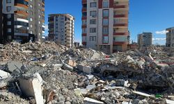 Adıyaman'da 25 kişiye mezar olan Hasoğlu Apartmanı sorumluları Pazartesi hakim karşısında 