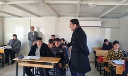 Gölbaşı Kaymakamı Tarık Buğra Seyhan’dan Mesleki ve Teknik Anadolu Lisesi'ne ziyaret 