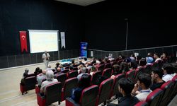 'Çayönü’nün İzinde' konferansı Adıyaman Üniversitesi’nde yoğun ilgi gördü 