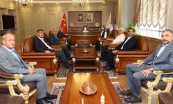 Cumhur İttifakı Belediye Meclis Üyelerinden Vali Dr. Osman Varol’a ziyaret 