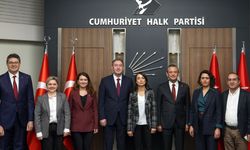 DEM Parti-CHP görüşmesi başladı: Hatimoğulları ve Bakırhan başkanlığındaki heyet, Özel ile bir araya geldi 