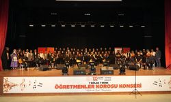 Öğretmenler Korosu'ndan ‘Yıla Veda Ezgileri’ konseri 