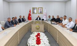Vali Osman Varol, Köy Muhtarlarıyla Görüştü: Sorunlar ve çözüm önerileri masaya yatırıldı 
